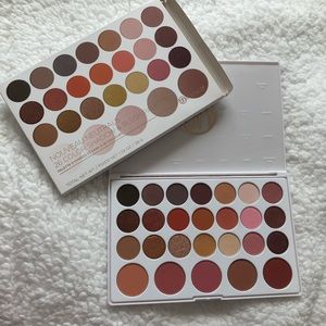 BH Nouveau Neutrals Palette